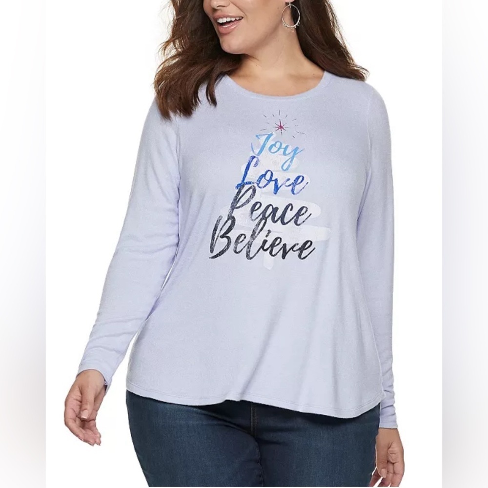 Women’s 4X EVRI All About Cozy Long Sleeve Graphic Crewneck Top